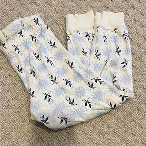 Hanna Andersson Cream Pajama Bottoms with Blue Floral Design